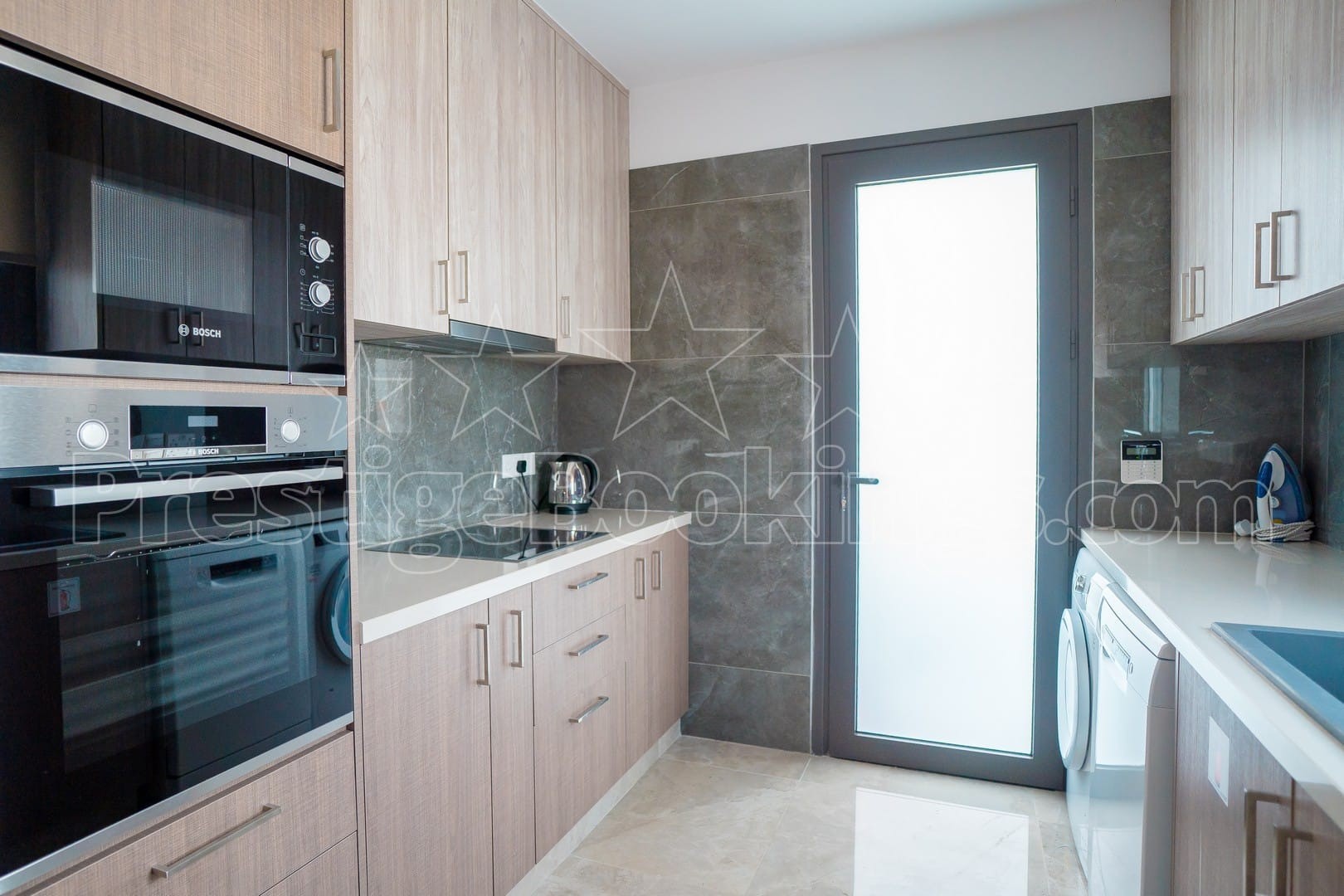 image/jpeg image/jpeg